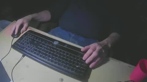 Justme39057 online show from January 19, 8:09 pm