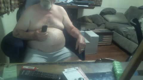 justmeohio online show from June 28, 2:17 am