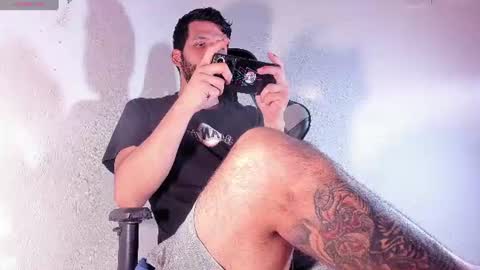 kael_cassian online show from July 3, 3:23 am