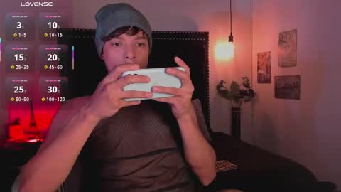 Kael Owens online show from February 10, 6:45 pm