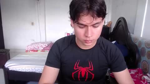 kafer online show from December 2, 6:33 pm