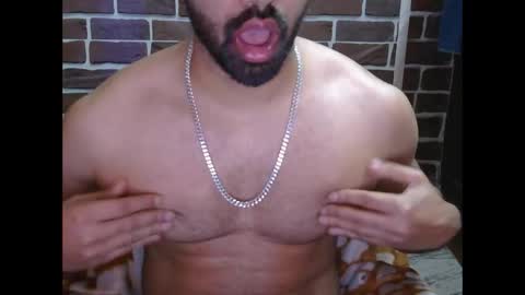Snapshot of kaku69696 chatting on February 14, 6:19 pm Vicky online show from February 14, 6:19 pm