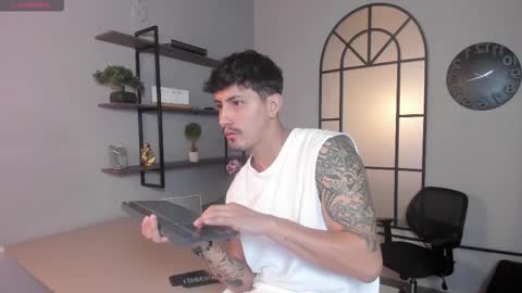 jhon online show from February 7, 12:23 pm