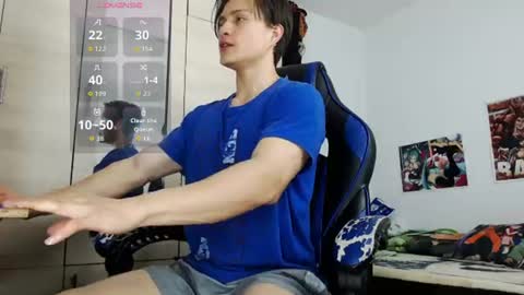 andres online show from August 5, 11:04 am