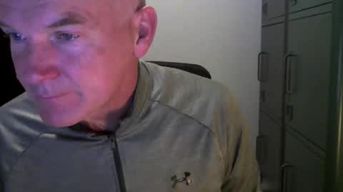 Robbie online show from October 5, 4:49 am