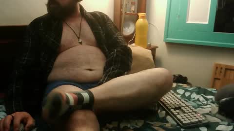 Snapshot of karl477908 chatting on September 21, 7:58 pm monsieurBigFeet online show from September 21, 7:58 pm