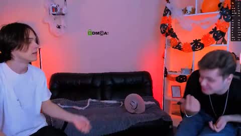 Karl online show from November 3, 7:48 pm