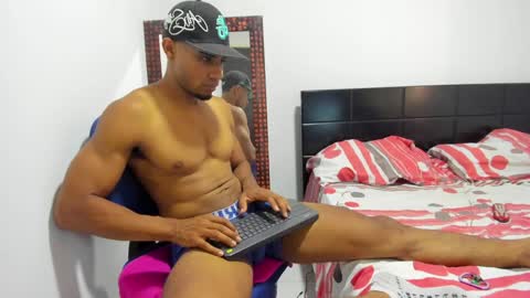 karlgenjen online show from December 3, 6:17 pm