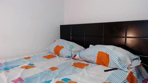 karlgenjen online show from September 15, 3:52 am