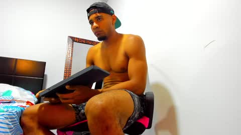 karlgenjen online show from December 29, 11:50 pm