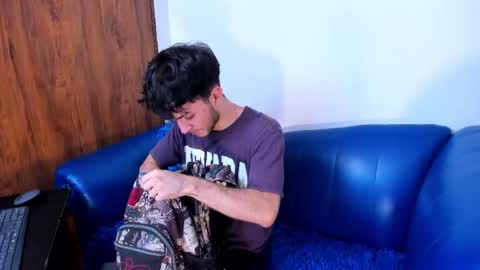 kavencastro online show from May 20, 3:57 am