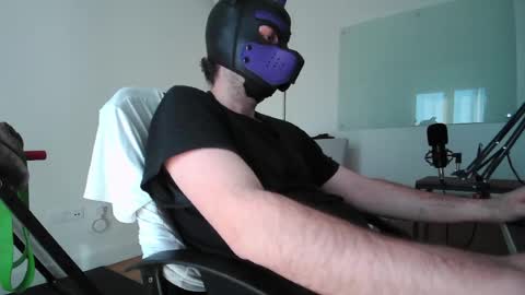 Neon online show from March 29, 3:56 pm