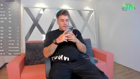 Keane online show from December 3, 7:55 pm