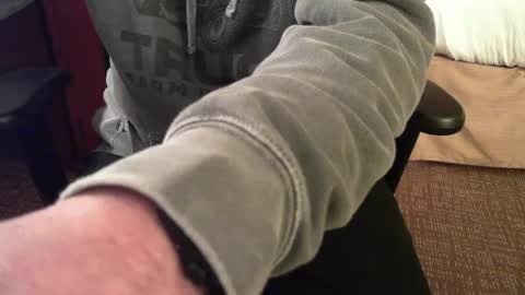 keepitreal098 online show from March 2, 4:50 am