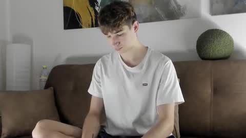 Snapshot of keithcozart1337 chatting on October 16, 1:30 pm Mark online show from October 16, 1:30 pm