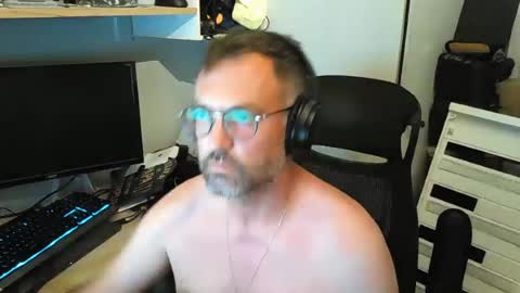 kelvin06133 online show from July 12, 10:01 pm