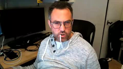 Snapshot of kelvin06133 chatting on January 4, 11:17 pm kelvin06133 online show from January 4, 11:17 pm