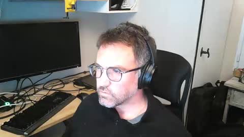 Snapshot of kelvin06133 chatting on March 10, 8:45 pm kelvin06133 online show from March 10, 8:45 pm