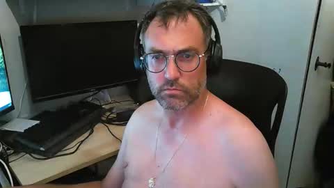 kelvin06133 online show from June 8, 10:00 pm