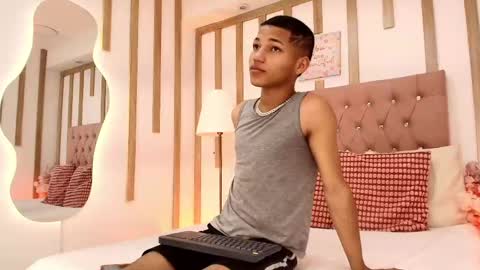 Kelvin online show from April 12, 12:50 pm