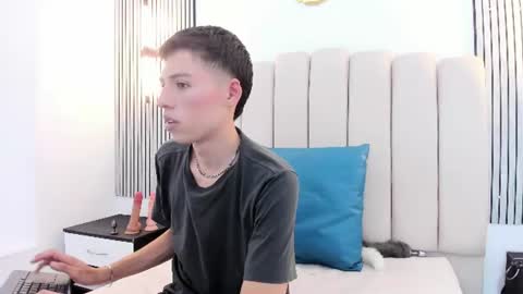 kenny_hank online show from July 23, 3:59 am