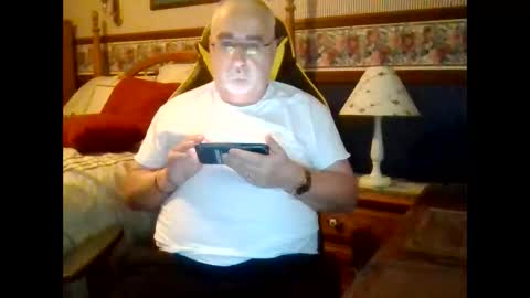 kes905 online show from February 6, 1:54 pm