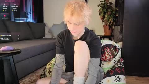 Kessy online show from February 22, 10:11 pm