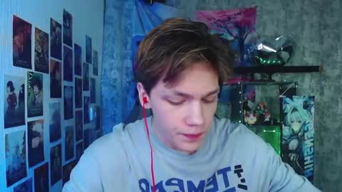 Kevin online show from April 14, 4:34 am