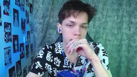 Kevin online show from December 2, 3:42 am