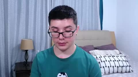 Kevin online show from April 17, 11:51 pm