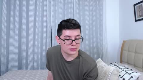 Kevin online show from February 17, 10:30 pm