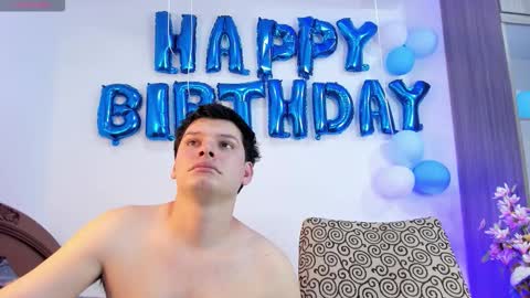 kevin and ottis online show from February 22, 11:06 pm