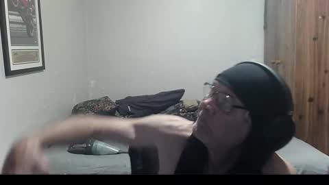 kevwestunder9696 online show from September 19, 11:54 am