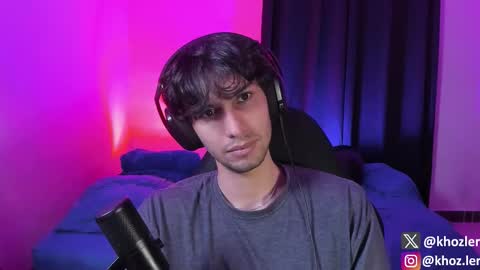 khozler_ online show from November 4, 4:46 am