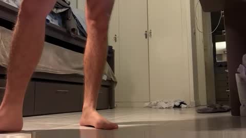 kihcffxd online show from February 18, 7:54 am