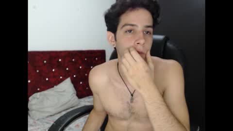 killua_parker online show from February 3, 6:40 am