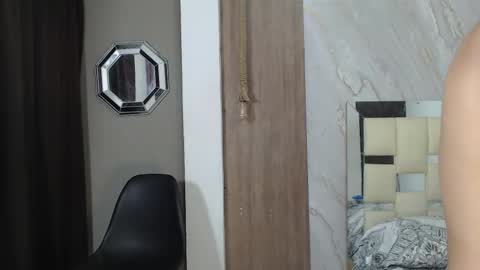 KIM online show from February 4, 2:23 pm