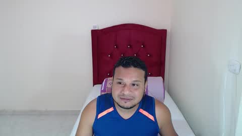 King LEO  online show from January 10, 1:48 pm