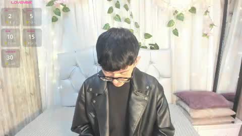 King  online show from July 30, 12:26 pm