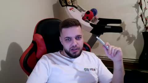 Snapshot of kingadonisss chatting on October 17, 8:51 am kingadonisss online show from October 17, 8:51 am