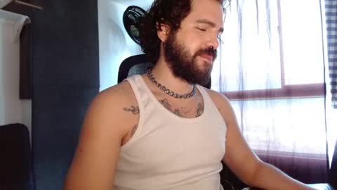 Snapshot of kingcat420 chatting on February 20, 5:18 pm Jake online show from February 20, 5:18 pm
