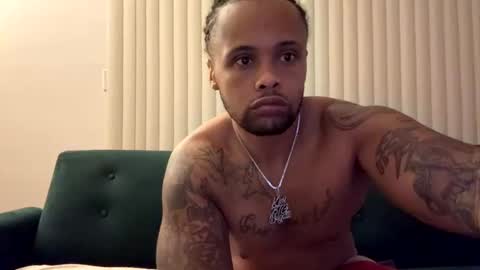 Snapshot of kingdabiggest chatting on September 13, 10:38 am KingDaBiggest online show from September 13, 10:38 am