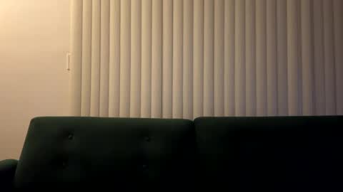 Snapshot of kingdabiggest chatting on September 20, 2:33 am KingDaBiggest online show from September 20, 2:33 am