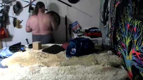 Jerry online show from March 7, 1:25 am