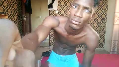 kingemizzy online show from January 10, 8:29 am