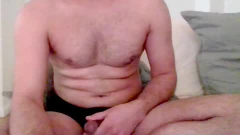 Snapshot of kingindisguise69 chatting on February 18, 11:19 pm kingindisguise69 online show from February 18, 11:19 pm