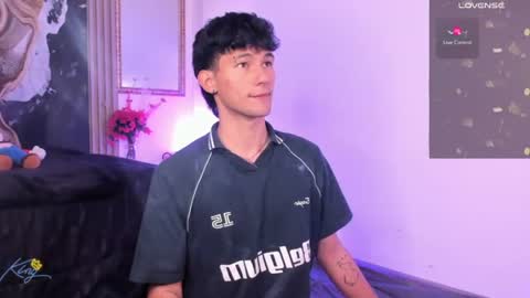  A L E X  online show from July 25, 2:19 am
