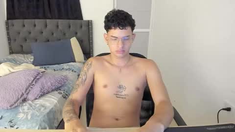 DOMINANT ALPHA KINGS online show from October 28, 6:16 am