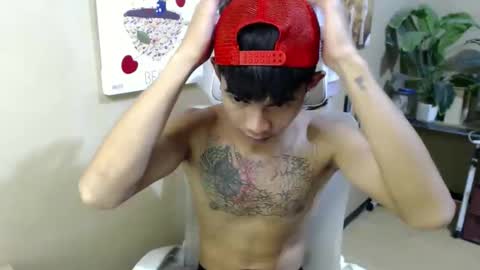 ALVIN online show from April 20, 7:27 pm