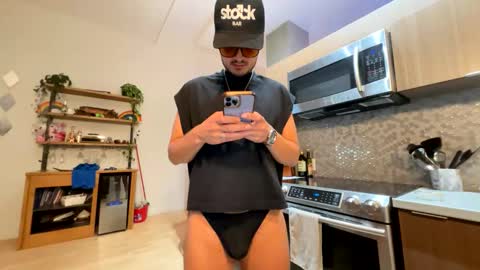 Snapshot of kinky_sport_lad chatting on September 17, 6:58 am kinky_sport_lad online show from September 17, 6:58 am